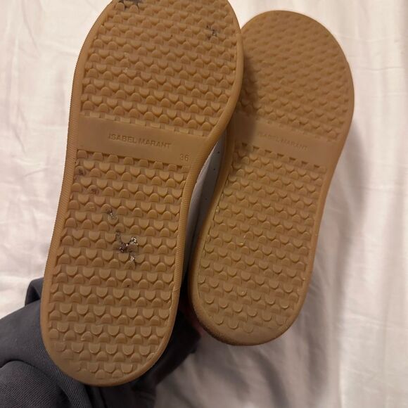 Isabel Marant Beth Perforated Leather Grip-Strap Sneakers - Picture 8 of 10